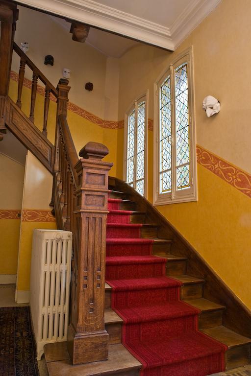 Le Manoir De Crisolles Panzió Kültér fotó
